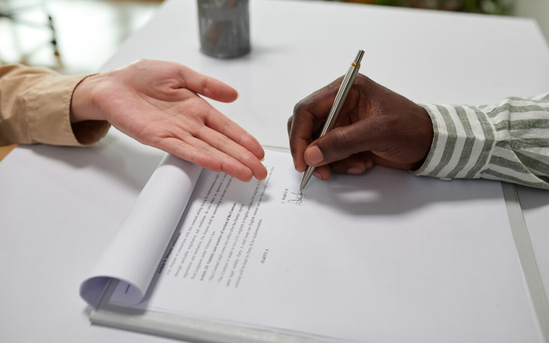 Peut-on signer sans retour de la DIA ? (risques + conseils)